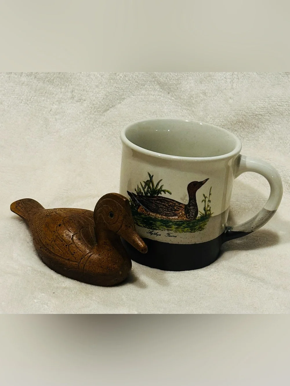 Hand Carved Wooden Duck Figurine Folk Art Cabin Lodge Decor Rustic Bird Vtg Mug